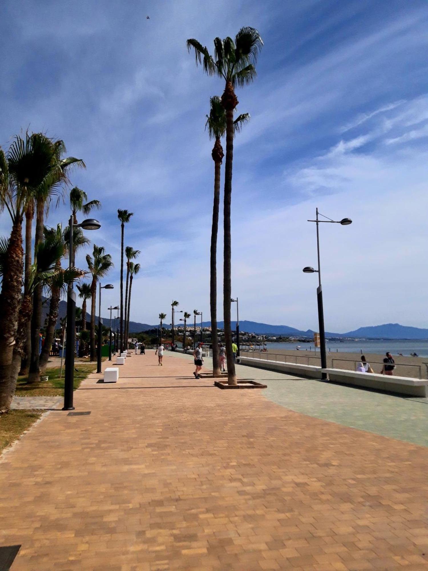 Apto Vacacional Follow The Sun Sabinillas San Luis de Sabinillas